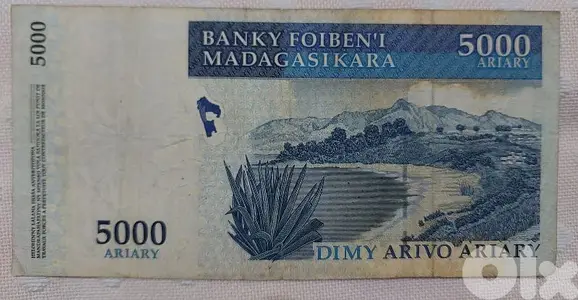 Madagasikara island banknote عملة ورقية جزيرة مدغشقر