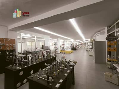 Hazmieh 1000m2 |  Showroom | Wide | Accessible | Prime Location |AA/BA
