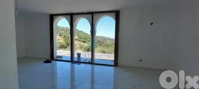 404m2 Villa+sea view 4 sale in Assia/Batrounفيلا للبيع في آسيا/البترون