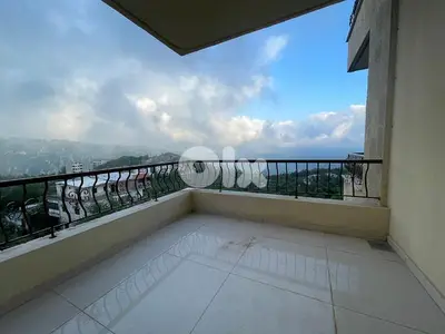 apartment For sale in klaiaat شقة للبيع في القليعات