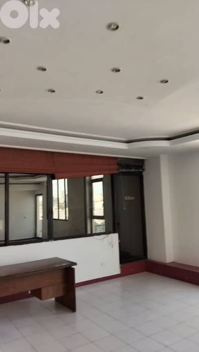 مكتب للايجار فرن الشباك Decorated office for rent in Furn el Chebbak