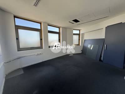 Office for Rent In Downtown - مكتب للأجار في وسط بيروت