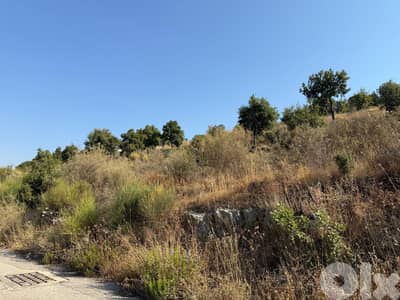 Land for sale in Assia-Batroun أرض للبيع في آسيا-البترون