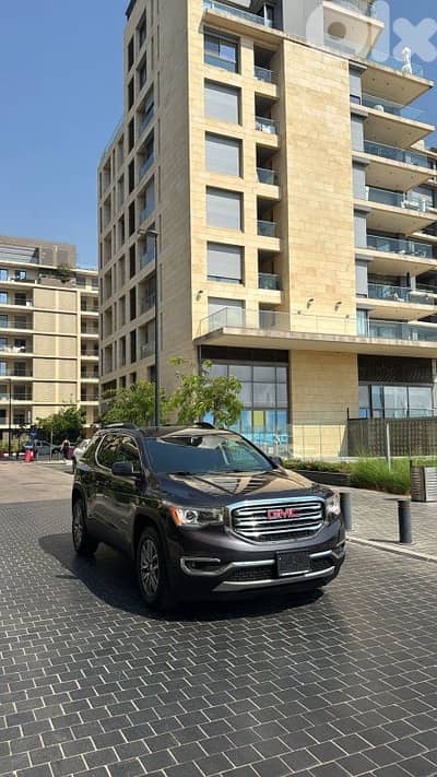 GMC Acadia 2018 company source
