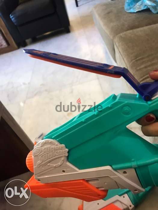 2 Nerfs water guns super soaker 2