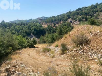 1270m2 land for sale in Faytroun -أرض للبيع في فيطرون