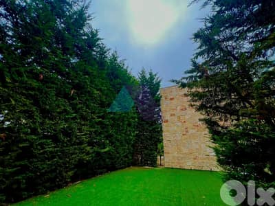 LUX Villa +Garden & Pool +View for sale in Tilal Chemlane- Aley -عاليه