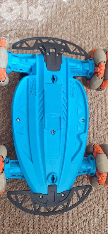 NIKKO OMNI X RC CAR with remote 2