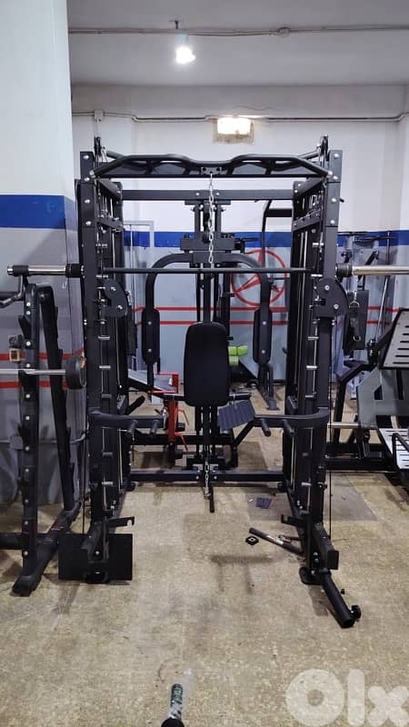 multifunctional machine (vcross,smith,fly,press, etc) 1
