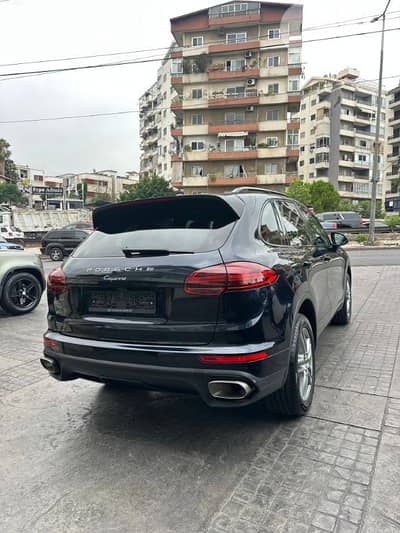 Porsche Cayenne 2017 clean carfax
