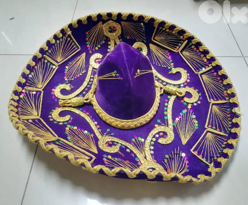 Sombrero Mariachi Hat from Mexico in Purple and Gold Colour Combinatio 1