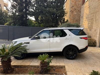 Land Rover Discovery HSE MODEL 2017 super clean !!!