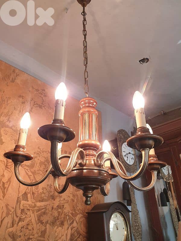 wood and bronze 6 lamps chandelier 0