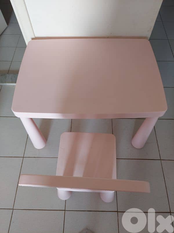 Table and Chair from age 2years to 8 years 1