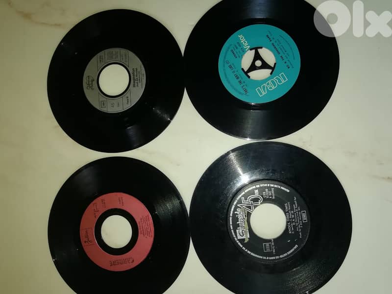 Any of these 45t 7" for 300k Generic covers  read details for titles 2