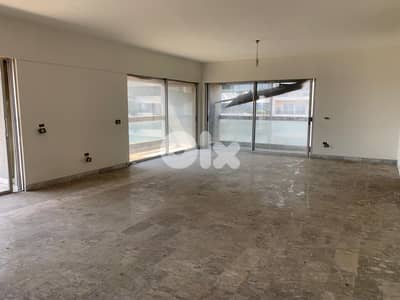 Office for rent in Achrafieh مكتب لللإيجار في الأشرفية