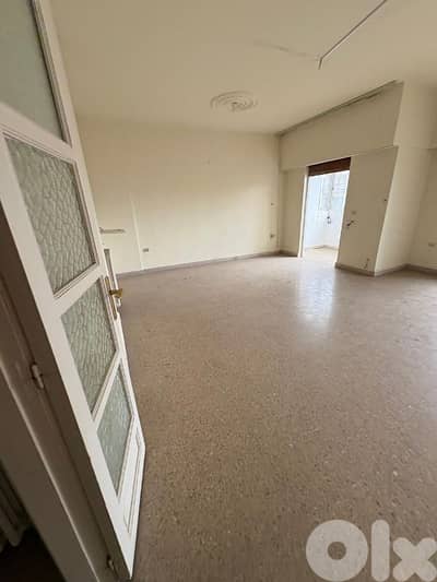 apartment For sale in zalka شقة للبيع في الزلقا