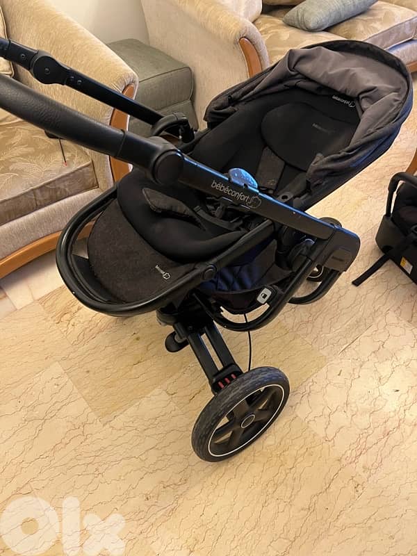 Bebe-Confort Nova stroller / car seat and base 1