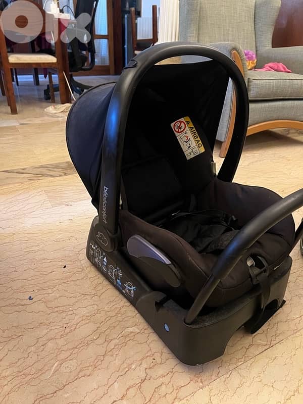 Bebe-Confort Nova stroller / car seat and base 5