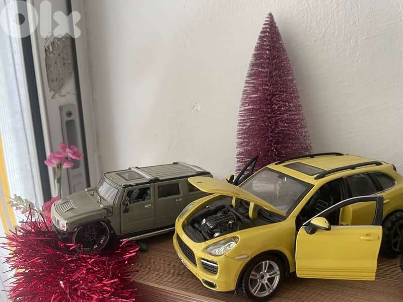 diecast cars 2 hummer porshe cayenne jeep all 10$ 2