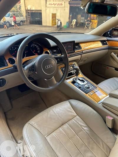 Audi A8 2004