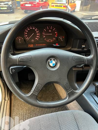 BMW 5-Series 1990