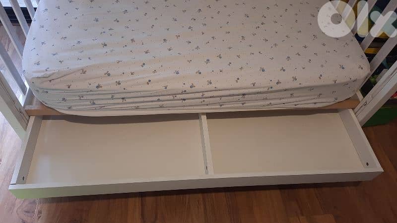 baby bed + mattress 2