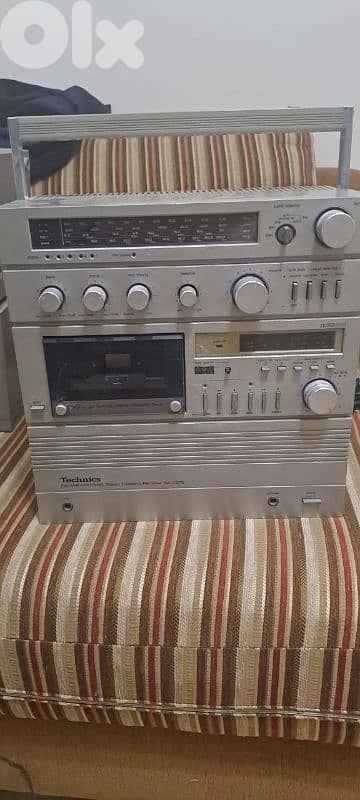 Technics Complete Vintage Stereo in Excellent Condition 0