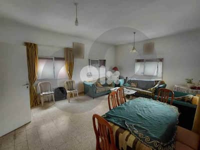 prime location near shopping centers- Baouchriye, Metn REF#EE124181