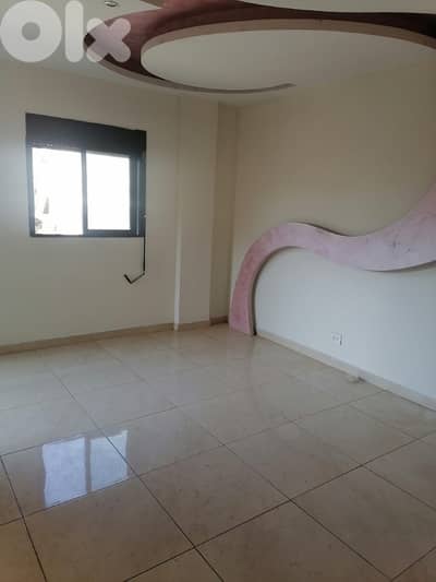 شقة للبيع في جسر الواطيApartment for sale in Jisr el Wateh (sin el fil