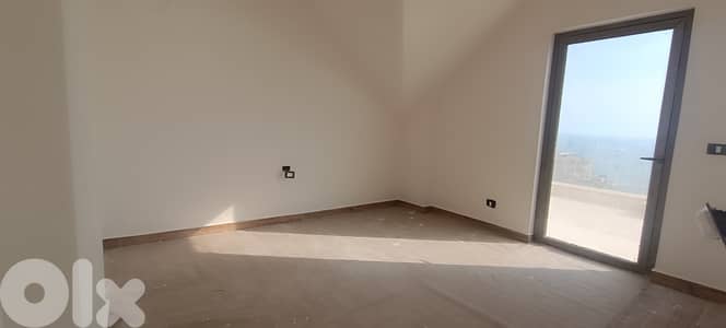RWB472EA - Apartment for sale in Halat Jbeil