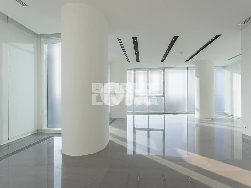 Luxurious Living | Pool & Gym | Breath-taking View 0