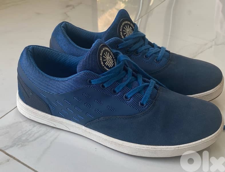 Pull&Bear size 41 blue shoes 0