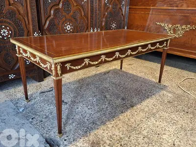french Louis xvi table