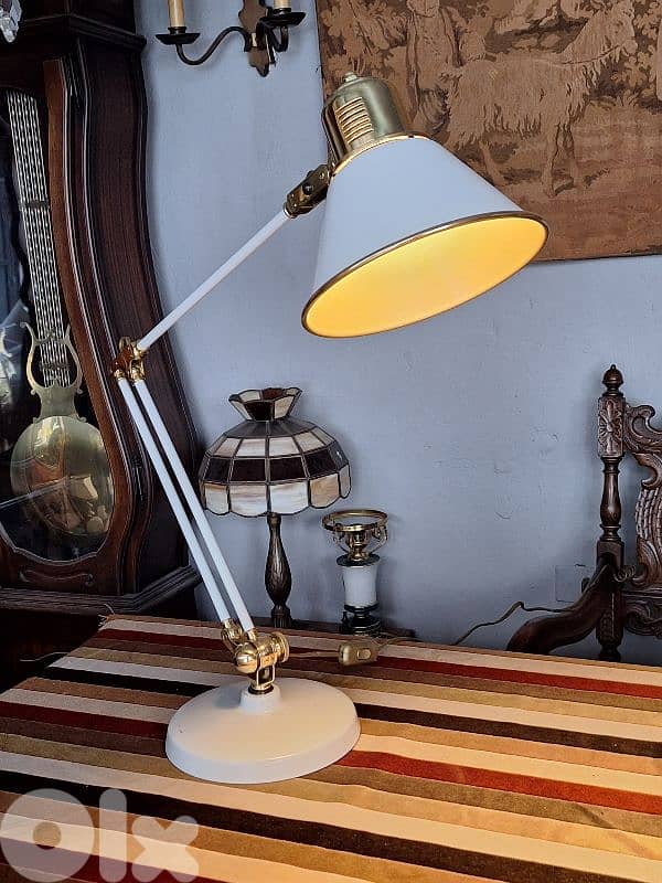 flexible desk lamp 0