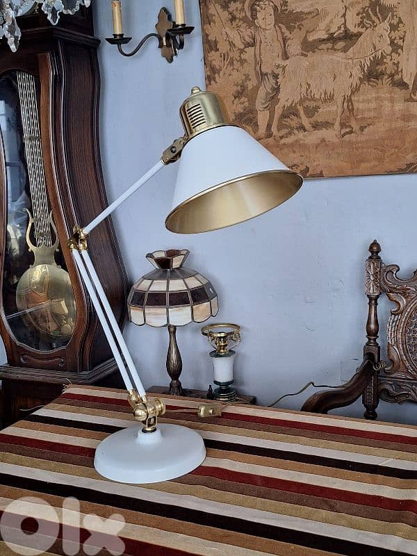 flexible desk lamp 2