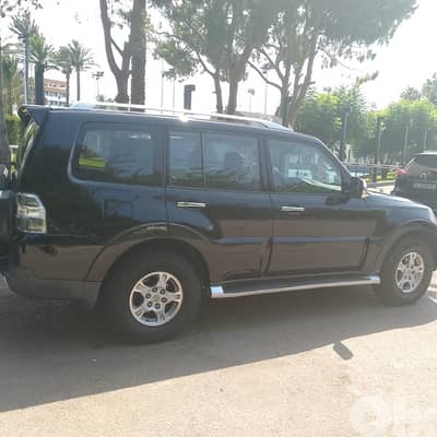 Mitsubishi Pajero 2008