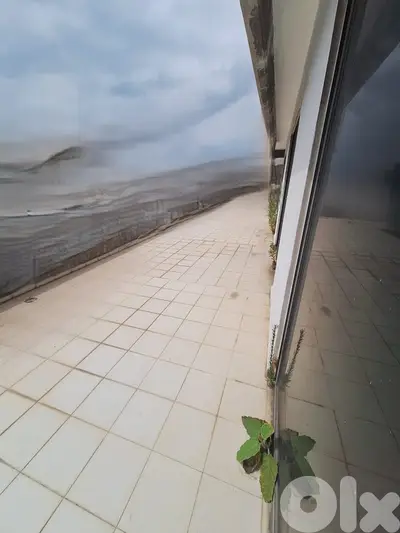 OFFICE IN DEKWANEH PRIME WITH TERRACE (DE-305)