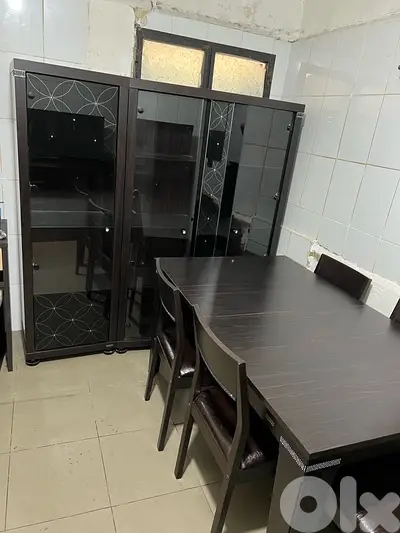 غرفة سفرة كاملة شغل استقبال شبه جديدة