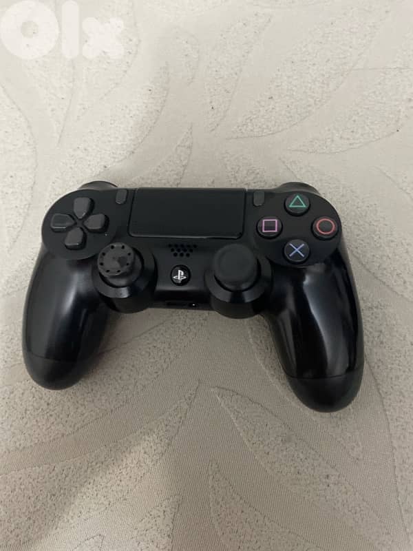 2 playstation 4 console only for 25$ 1