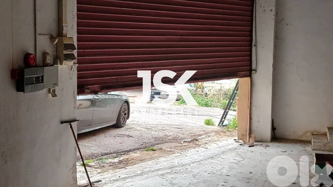 L14651-An Open Space Warehouse for Rent in Naccache 0