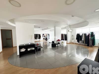 Office For Rent in Achrafieh - مكتب للإجار في الأشرفية