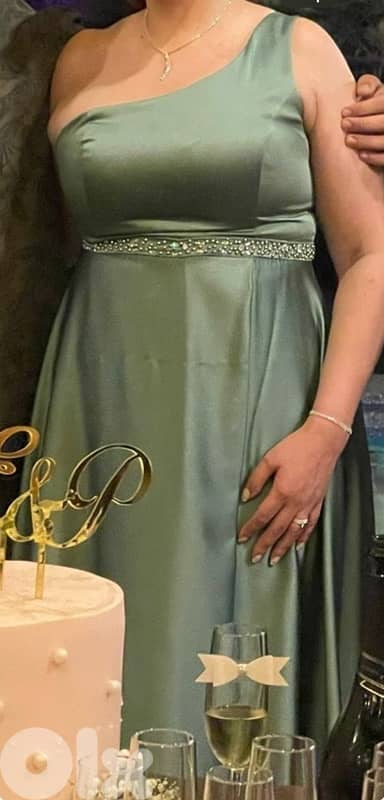 Dress 90$ size 44 used once 0