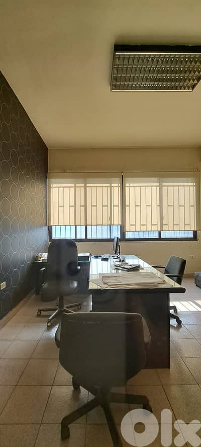 SPACIOUS FURNISHED OFFICE IN MANSOURIEH PRIME (220SQ) , (MA-423)