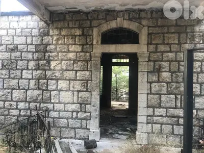 Old House with Land for Sale – Dhour El Choueir