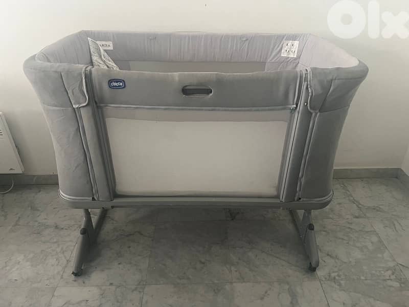 Chicco Next2Me Forever (Like New) 0
