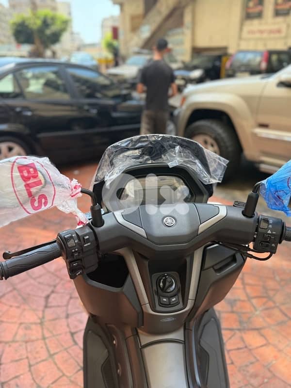 2026 yamaha nmax 155 cc. 3