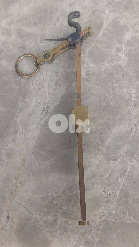 antique 8