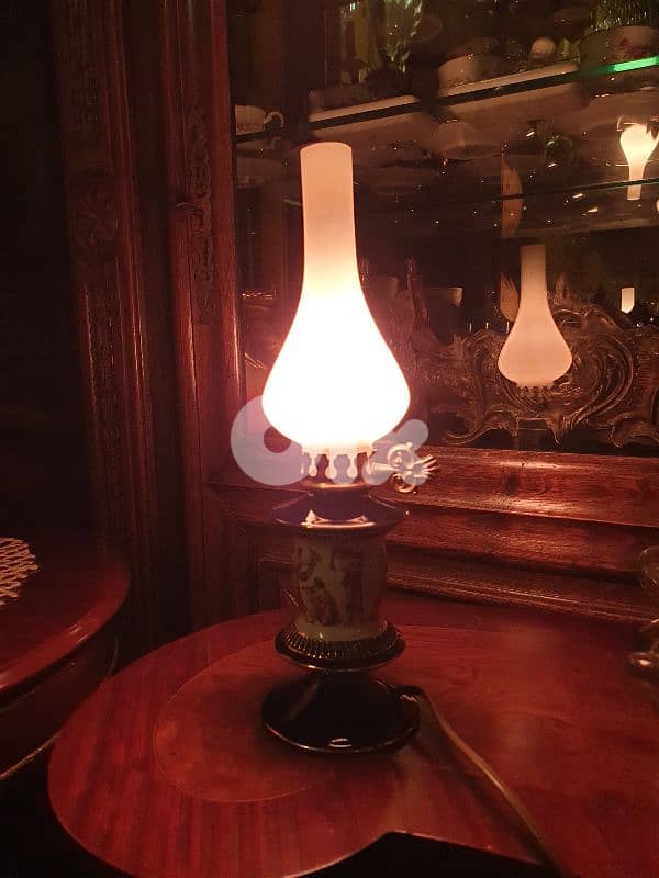 handmade porcelain lamp 0