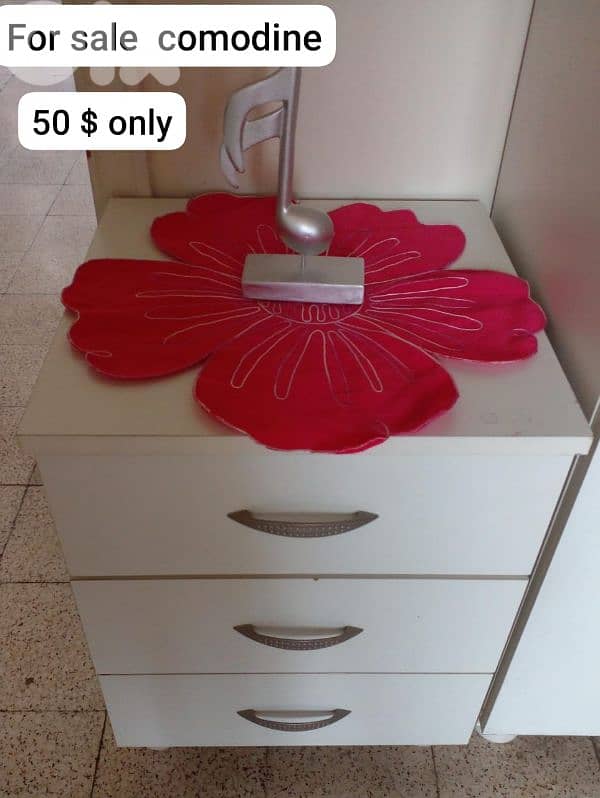 Promotion (chairs and sofas and comodines) 3